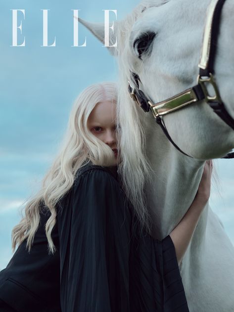 ELLE - We.Together. no Behance Model With Horse Photo Shoot Fashion Editorials, Horse Fashion Editorial, Bridal Horse Photoshoot, Horse Art Photography, Horse Editorial, Coat Editorial, Horse Shoot, Western Elopement, Horse Photoshoot