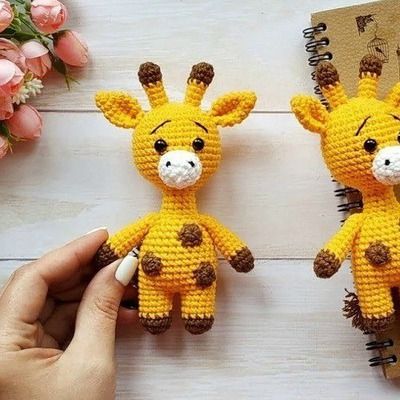 The Cutest Amigurumi — Easy Patterns and Tutorials - Craftfoxes Amigurumi Giraffe Free Pattern, Giraffe Crochet Pattern Free, Space Amigurumi, Crochet Giraffe Free Pattern, Baby Mobile Ideas, Crochet Baby Mobiles, Crochet Giraffe Pattern, Amigurumi Giraffe, Crochet Giraffe