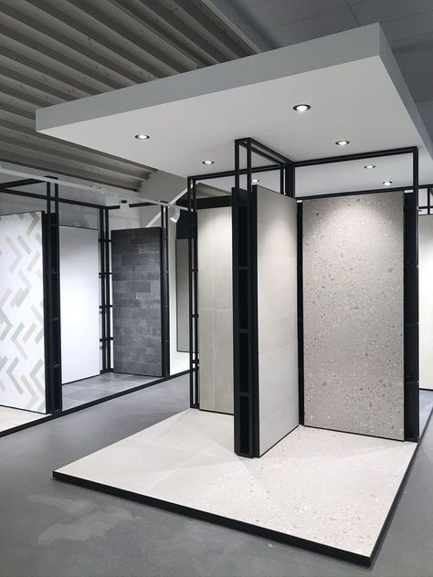 Window Showroom Design, Tiles Display Ideas, Tile Display Stand, Tiles Showroom Design, Marble Showroom Design, Ceramic Showroom Interior Design, Tiles Showroom Interior Design, Tiles Showroom Display Ideas Interior Design, Tile Display Ideas