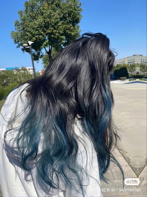 Black Hair With Ends Dyed, Blue Ends On Black Hair, Muichiro Hair Color, Dye Hair Ends, Dye Ends Of Hair, Flicks Haircut Long Hair, Blue Ends Hair, Colored Ends Of Hair, Navy Blue Highlights