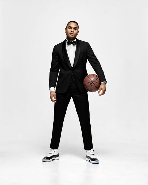 Black Suit And Sneakers Men Outfits, Sneaker Ball Men, Tux With Sneakers, Suit With Jordans, Jordan 11 Concord Outfit Men, Sneaker Ball Outfit Ideas Men, Jordan 11 Concord Outfit, Sneakerball Party Outfits, Air Jordan 11 Outfit