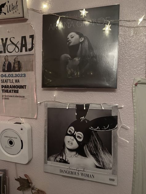 Ariana Room Decor, Sofia Gomez, Ariana Merch, Cd Aesthetic, Aesthetic Bedroom Decor, Ariana Grande Dangerous Woman, Paramount Theater, Love U Forever, Dangerous Woman