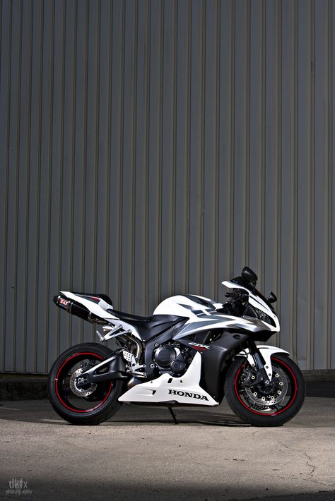 125cc Motorbike, Honda Cbr 125, Mobil Futuristik, Honda 125, Balap Motor, Cbr 600rr, Motorcross Bike, Image Moto, Bike Aesthetic