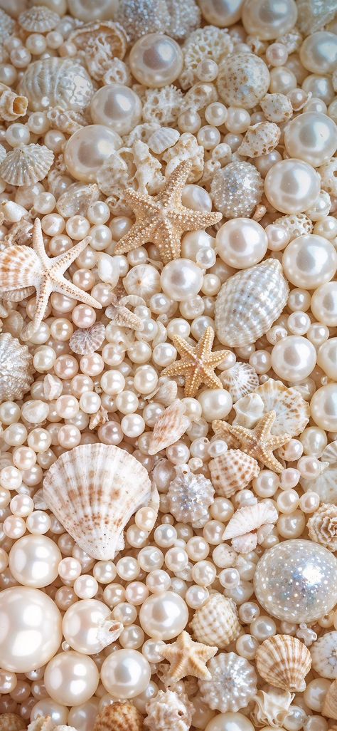 Sea Shells Aesthetic Wallpaper, Sea Shell Wallpaper Aesthetic, Jewels Aesthetic Wallpaper, Pearl Lockscreen, Shell Wallpaper Aesthetic, Jewelry Background Wallpaper, Pearl Background Wallpapers, Pearl Wallpaper Iphone, Pearl Wallpaper Aesthetic