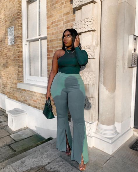 Nessa Kayy on Instagram: “So ready for spring 🦚 #springfashion #monochrome #monotone” Best Birthday Outfits, Lookbook Outfits Spring, Birthday Outfit Black Women, Plus Size Baddie Outfits, Birthday Outfits, Spring Fashion Trends, Curvy Girl Outfits, Curvy Girl Fashion, Cute Simple Outfits