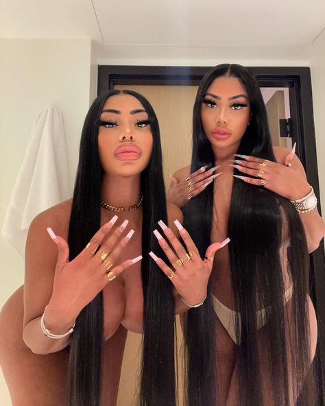 Shannon and Shannade Clermont’s Instagram photo: “ITS A “THAT BITCH” BIRTHDAY 💅🏽💅🏽 BIG 27 😈🤑 JEWLZZ @shop.byo 💕SURPRISE 4 YOU GUYS AT MIDNIGHT TOMORROW 🤫 #clermonttwins” Clermont Twins, Hair Knot, Ombre Wigs, Peruvian Hair, Straight Wig, Curvy Girl Fashion, Natural Hair Color, Bob Wigs, 100 Human Hair