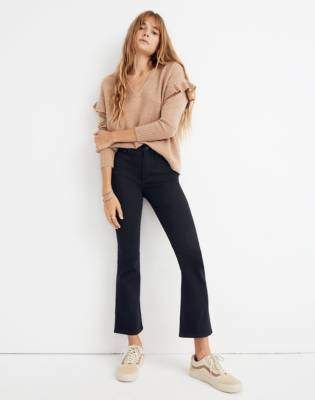 Madewell Cali Demi-Boot Jeans in Black Frost: Tencel Edition Crop Jeans Outfit, Boot Outfits, Buy Jeans, Women Fashion Edgy, Boot Jeans, Yoga Pants Outfit, Hair Tutorials, Jeans Outfit, Jeans Online