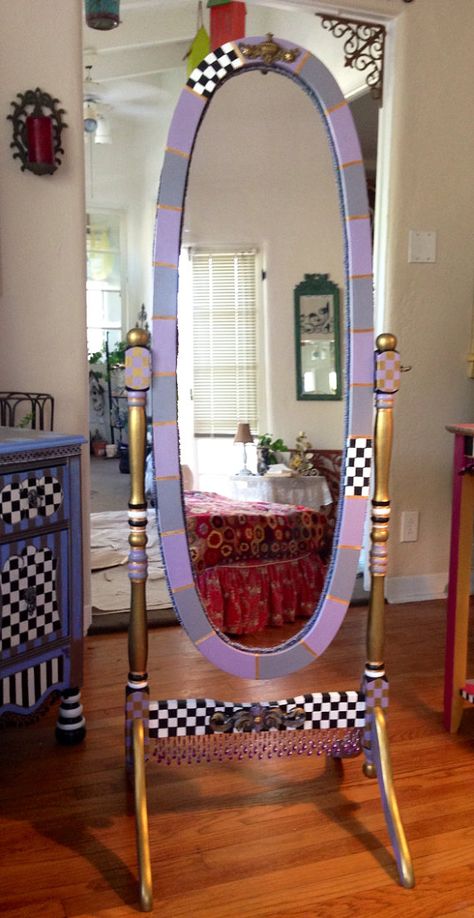 Large Mirror full length,.classic oval and elegant.Hand painted custom.With vintage hardware and beads. Hand painted In lavender and gold. Mirror Full Length, Full Length Mirrors, Vintage Whimsical, Vintage Hardware, Standing Mirror, Diy Mirror, Full Length Mirror, Hand Painted Furniture, Beautiful Chair