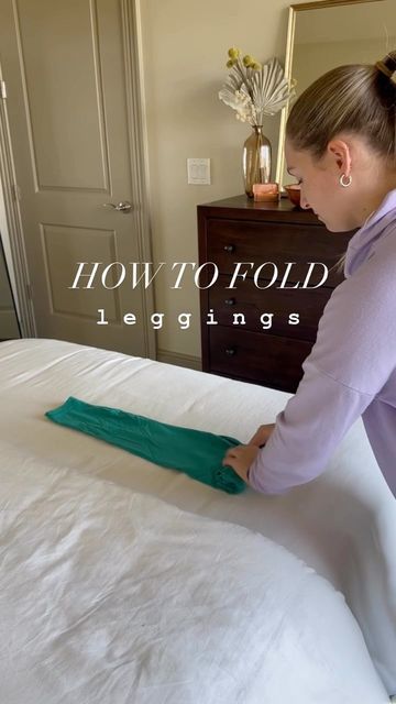 Legging Drawer Organization, How To Fold Leggings In Drawer, How To Fold Leggings, How To Fold Leggings To Save Space, Folding Fitted Sheets, Fold Clothes, Home Organizers, College Packing, Closet Hacks