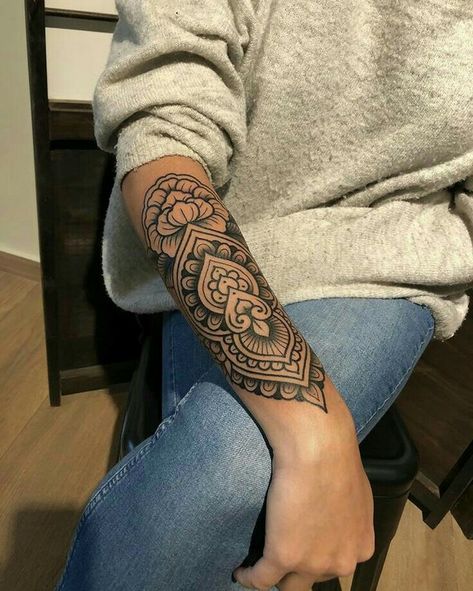 Forearm Mandala Tattoo, Tattoo Ideas For Female, Underarm Tattoo, Tattoos Henna, Tattoo Artist Tattoo, Tattoo Design Tattoo, Henna Inspired Tattoos, Artist Tattoo, Tattoo Cover Up