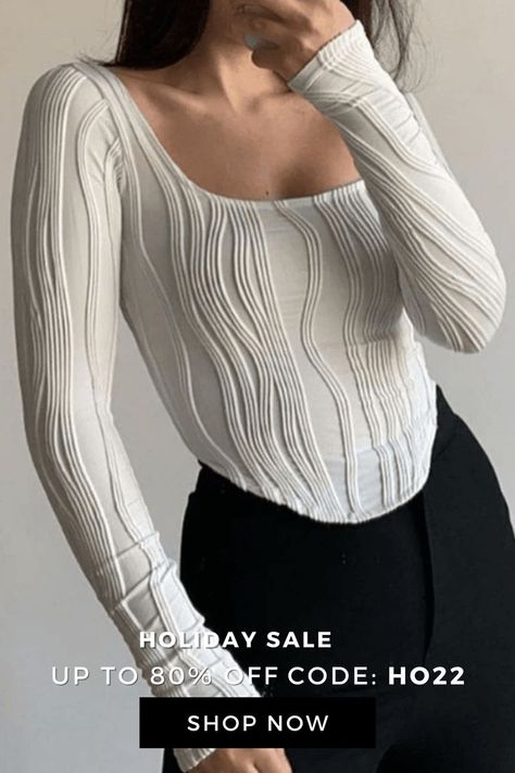 More than 2000 styles: Y2K, Baggy, 90s Style, Fairy Grunge, Vintage, Indie, Dark academia. Check our site for more summer outfits, Black Friday sale. Crop Top Blanco, Pleated Crop Top, White Long Sleeve Crop Top, Bodycon Tops, Vintage Preppy, Cropped Pullover, Casual Shirt Women, Bodycon Floral Dress, Y2k Clothes