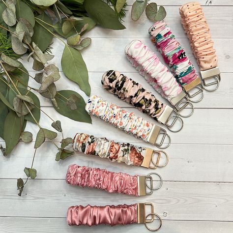 "Scrunchies keychain - Never lose your keys again.  These make the perfect gift for friends, family and yourself! Measure about 4\" long (not including the hardware), 8 inch circumference-inner/ unstretched & 1\" wide & will fit most wrists. It comes with choice of silver or gold key fob ring and sturdy good quality 1 inch non-roll elastic on the inside of the scrunchies. This 1-inch non-roll elastic can resists rolling and twisting. It will fit snugly on your wrist despite the weight of the key Scrunchie Wristlet Keychain, Scrunchies Keychain, Scrunchie Key Fob, Scrunchie Wristlet, Market Day Ideas, Aluminum Foil Art, Diy Sy, Gold Key, Small Sewing Projects