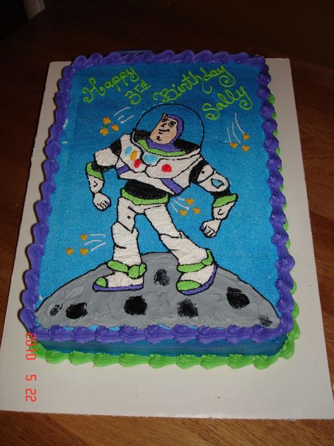 Buzz Lightyear Cake UGH!!! I have dreaded doing this cake all week long! All buttercream with crystal disco dust for a little shimmer (kind... Buzz Light Year Sheet Cake, Buzz Lightyear Sheet Cake, Buzz Birthday, Buzz Lightyear Cake, Lightyear Cake, Lightyear Party, Buzz Lightyear Birthday Party, Buzz Lightyear Party, Woody Birthday