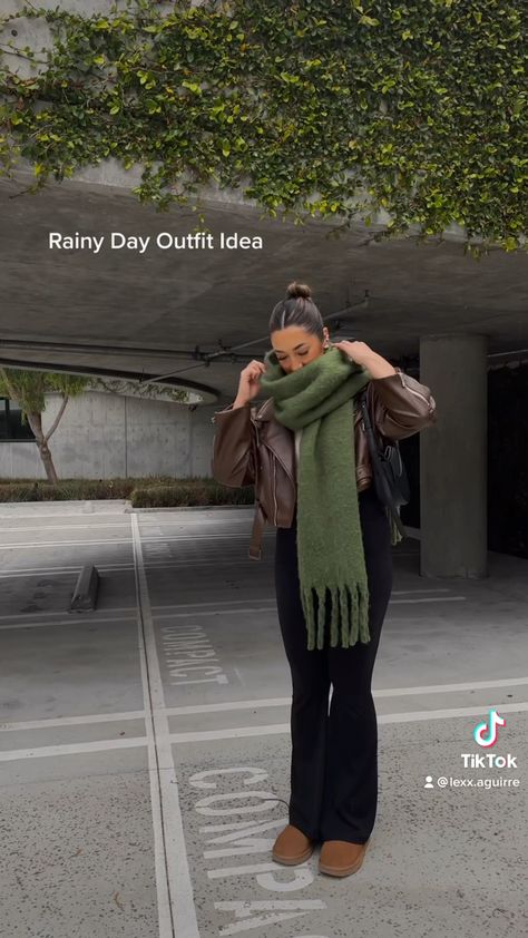 Fall Rainy Day, Fall Rainy Day Outfits, Rainy Day Outfit For Work, Work Ootd, Outfit For Work, Going Shopping, Outfits To Wear, On A Rainy Day, Fall Outfits For Work