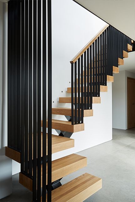 Unique Staircase Railing, Spine Staircase, Unique Staircase, Spine Design, Loft Staircase, Steel Balustrade, Timber Stair, Porch Design Ideas, Staircase Design Modern