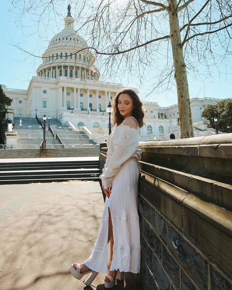 Had a blast visiting DC! 🇺🇸🤍 Such a gorgeous city with gorgeous views and things to visit! 🤩 Have you ever been? 😊 • • Outfit Details🤍: Full outfit is @arizonajeanco from @jcpenney OBSESSED is an understatement with this transitional outfit ✨Shoes are @stevemadden • • #dctravel #washinton #washingtondc #petite #petitefashion #petiteblogger #petitegirl #springfashion #springinspo #microinfluencer #pinterestgirl #pinterestinspired #pinterestvibes #pinterestaesthetic #minimaliststyle #microinf... Petite Bloggers, Visit Dc, Spring Inspo, Dc Travel, Transition Outfits, Gorgeous View, Pinterest Girls, Petite Fashion, Outfit Details