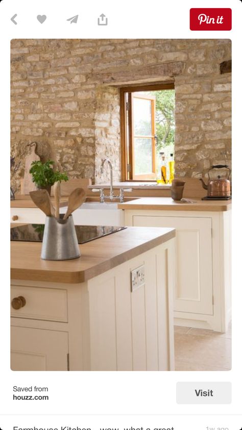 Amazing Kitchens Design, Stone Kitchen Design, Brick Kitchen, French Country Kitchens, Kitchen Backsplashes, Sustainable Kitchen, Stone Kitchen, Stone Walls, Barn Conversion