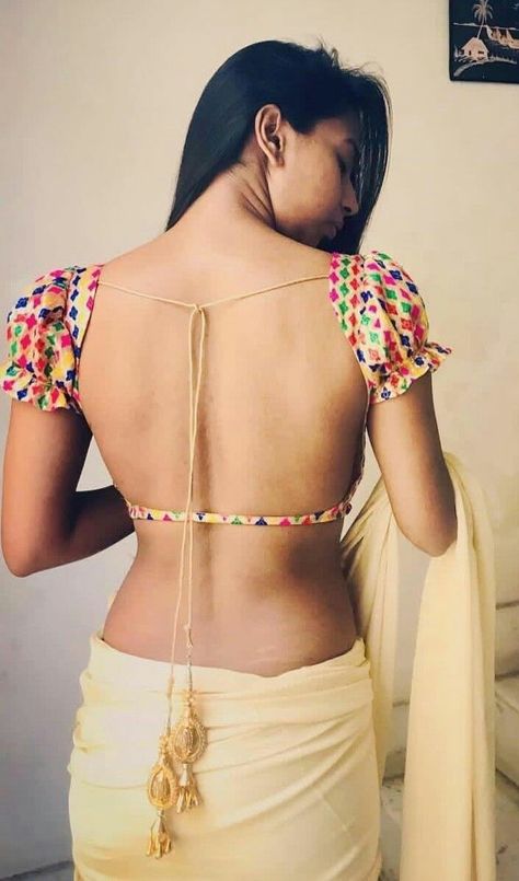 ब्लाउज बैक नेक डिजाइन, Saree Backless, Backless Blouse Designs, Blouse Back Neck Designs, Indian Saree Blouse, Indian Saree Blouses Designs, Women Photography, Backless Blouse, Silk Saree Blouse