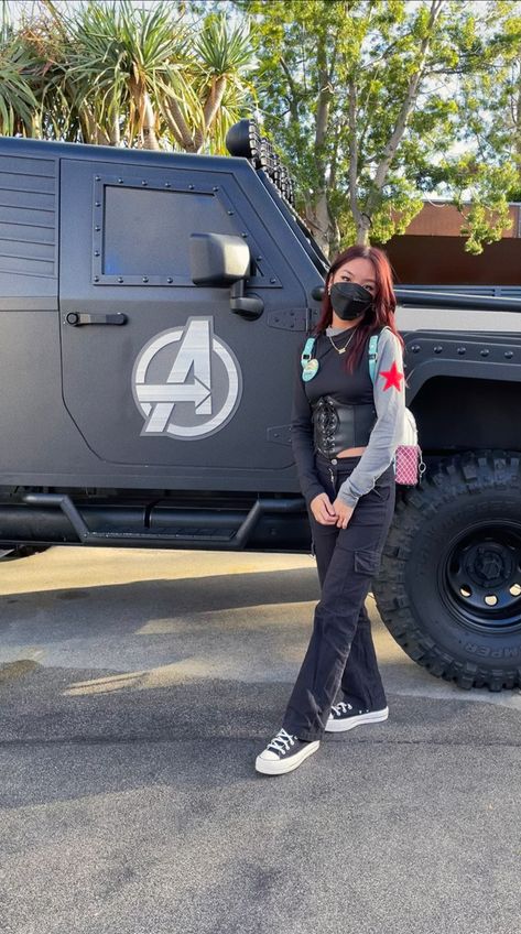 Marvel Disney Bounding, Marvel Disney Outfit, Winter Soldier Disneybound, Bucky Barnes Disneybound, Superhero Aesthetic Outfit, Disneyland Marvel Outfits, Avenger Costume For Women, Avengers Campus Outfits, Marvel Outfits Aesthetic