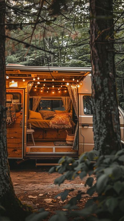 Dreamy van life under fairy lights ✨✨ #VanLife #BohoMood #FairyLights #vanlife #mood Plane Travel Outfit, Travel Outfit Summer Airport, Van Life Aesthetic, Costco Travel, Airport Travel Outfits, Dreamy Photos, Van Dwelling, Rv Homes, Quit Your Job