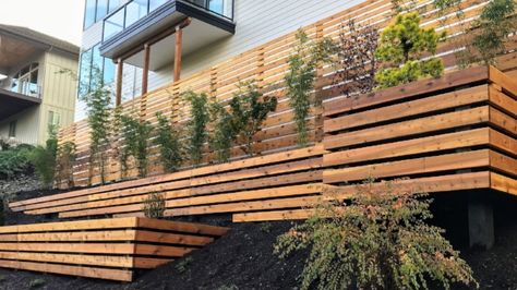 Wood Retaining Wall, Modern Garden Landscaping, Garden Retaining Wall, Modern Outdoor Spaces, Landscaping Retaining Walls, Sloped Garden, Modern Landscape Design, Modern Garden Design, Modern Fence