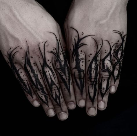 Hand Ideas, Gothic Lettering, Finger Tats, Knuckle Tattoos, Tattoo Black, Black Ink Tattoos, April 13, Tattoo Inspo, Finger Tattoos