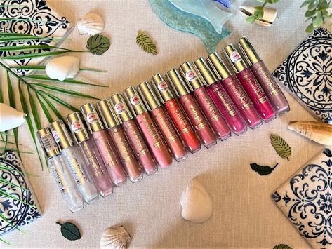 Essence Extreme Shine Volume Lipgloss Collection Review Swatches Essence Extreme Shine Lipgloss, Extreme Shine Lipgloss, Essence Extreme Shine, Lipgloss Collection, Lipgloss Swatches, Summer Punch, Essence Makeup, Mood Light, Candy Shop