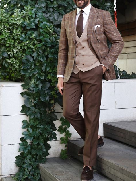 Brown Plaid Slim-Fit Suit 3-Piece Mixed Suit Combinations, Country Suits Men, Brown Plaid Suit Men, Waistcoat Aesthetic, Funky Suits, Mens 2 Piece Suits, Formal Event Outfit, Formal Trousers For Men, 3 Piece Suit Men