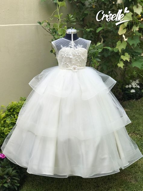 Communion Ideas, First Holy Communion, Holy Communion, Kids' Dresses, Flower Girl, Flower Girl Dresses, Girls Dresses, Wedding Dress, Dresses