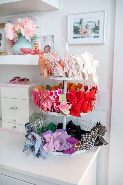 Four Hair Bow Storage and Organization Ideas - Bow Headband Organizer, Hairbow Organizer Ideas, Girls Hair Accessories Organization, Hair Accessories Organization For Kids, Bow Storage Nursery, Bow Organizer Ideas, Nursery Bow Organization, Baby Bow Storage, Kids Hair Accessories Organizer