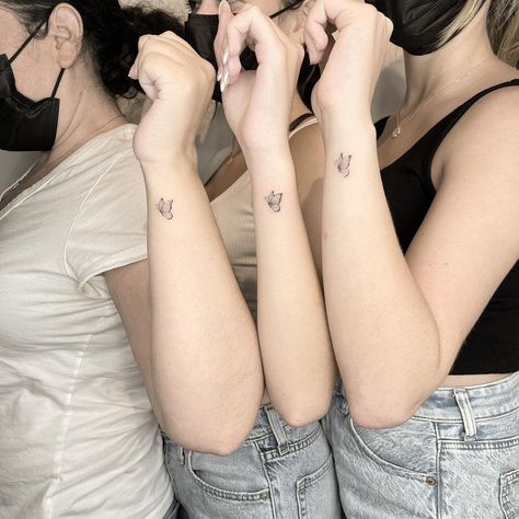 College Tattoos, Mom And Daughter Tattoo, Mom And Daughters, Daughter Tattoo, Mom And Daughter Matching, Mom And Daughter, Tattoos For Daughters, Friend Tattoos, Mom Tattoos