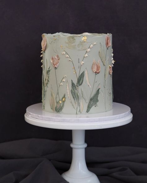 Simple Floral Cake Design, Spring Birthday Cake, Wildflower Cake, Tulip Cake, Floral Cake Design, Lily Cake, Flower Cake Design, 70th Wedding Anniversary, Birthday Cake Decorating Ideas