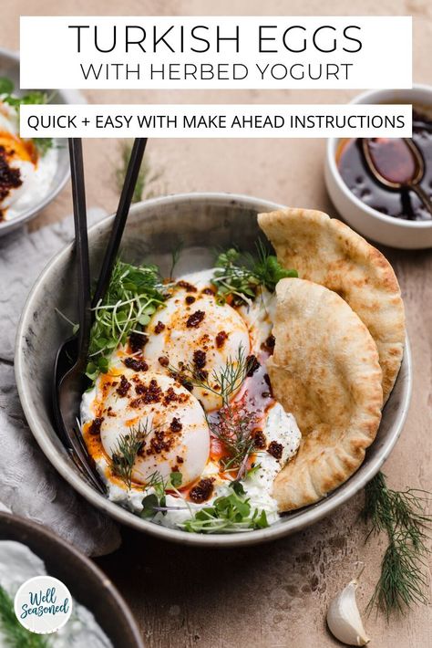 Turkish Eggs, Plats Healthy, Creamy Yogurt, Breakfast Photography, Turkish Breakfast, Scrumptious Food, Läcker Mat, Yogurt Sauce, Savory Breakfast