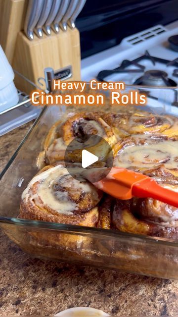 Giant Cinnamon Rolls Homemade, Tiktok Cinnamon Rolls With Heavy Cream, Tik Tok Cinnamon Rolls With Heavy Cream, Viral Cinnamon Rolls, Cinnamon Rolls With Heavy Cream, Giant Cinnamon Rolls, Baked Pear, Fluffy Cinnamon Rolls, Baked Pears