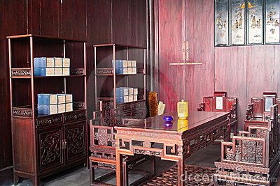 Chinese traditional style study Traditional Chinese Room, Chinese Study Room, Traditional Chinese Bedroom Aesthetic, Ancient Chinese Interior, Ancient Chinese Study Room, Traditional Library, Converted Barn Homes, Art Nouveau Lighting, Chinese House