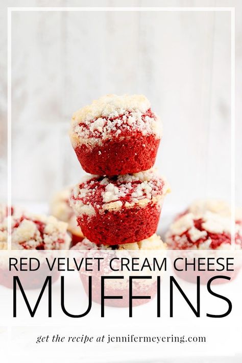 Soft and fluffy red velvet muffins made with a swirl of cream cheese in the batter and crispy, crumbly butter topping. Red Velvet Muffins With Cream Cheese, Red Velvet Muffins Recipe, Muffin Monday, Red Velvet Muffins, Baking Store, Yummy Bread, Ber Months, Brunch Bread, Tasty Desserts