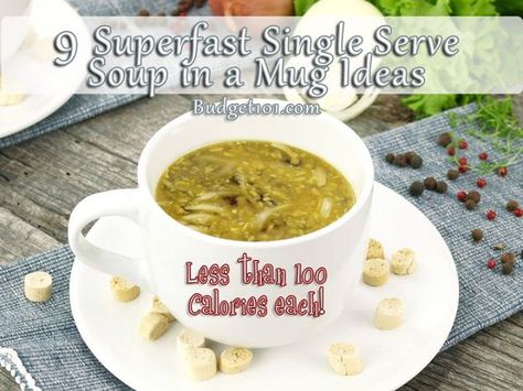 Make Your Own Single Serve Soup Mixes- these come in really handy.. the baggies of mix fit in your purse and all you need is hot water. Great for students, elderly or singles as well as people who loved ones in the hospital & they dont want to leave their bedsides to eat. Homemade Cup Of Soup, Recipes Under 100 Calories, Soup Chowder, Dry Soup Mix, Microwave Food, Savory Bites, Jiffy Cornbread, Cup Of Soup, Healthy Eating Breakfast