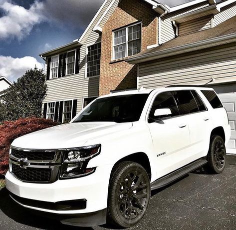 White Tahoe Blacked Out, White Tahoe With Black Rims, White Chevy Tahoe, Black Chevy Tahoe, Tahoe Car, White Tahoe, Family Cars Suv, Black Tahoe, Mom Cars