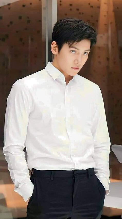 Yoona Ji Chang Wook, Ji Chang Wook Abs, Most Handsome Korean Actors, Ji Chang Wook Photoshoot, Party Night Club Aesthetic, Ji Chang Wook Smile, Cho Chang, The K2, Korean Male Actors