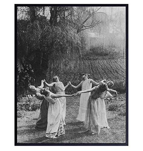 Wiccan Decor - Witch Coven - Wicca Decor - Gift for Witchcraft and Black Magic Fans - Gothic Wall Art - Goth Room Decor - Creepy Scary Vintage Picture Photo - Halloween Decorations Circle Of Witches, Dancing Black And White, Women Dancing, Witch Coven, Black And White Print, Vintage Women, Coven, Dancing, Witch