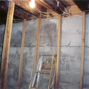 How to Fix a Cracked Basement Wall Cinderblock Wall, Basement Speakeasy, Insulating Basement Walls, Framing Basement Walls, Basement Repair, Basement Insulation, Finish A Basement, Finish Basement, Wall Repair