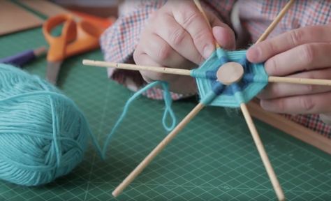 Learn how to make a grown up version of a gods eye with Robert Mahar on the CreativeLive blog! God's Eye Craft How To Make, Eye Printable, God Eye, God's Eye Craft, Mandala Yarn, God's Eye, Camp Crafts, Yarn Bracelets, Summer Camp Crafts