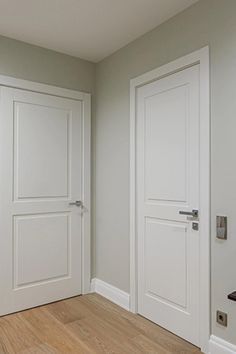 White Wooden Doors, Interior Door Styles, Modern Apartment Decor, Wardrobe Door Designs, House Paint Interior, Room Door Design, Small Bathroom Makeover, Door Design Modern, White Doors