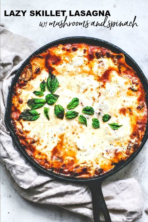 Lazy Skillet Lasagna with Mushrooms and Spinach //  killingthyme.net    #lasagna #skillet #easyrecipes #weeknightdinner #Italiancuisine #pastadinner #mushrooms #spinach #vegetarianrecipes via @killing_thyme Tortellini Pasta Bake, Lasagna With Mushrooms, Vegetarian Skillet, Mushrooms And Spinach, Oven Ready Lasagna, Skillet Lasagna, Veggie Lasagna, Iron Skillet Recipes, Tortellini Pasta