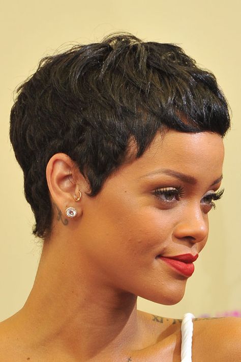 rihanna-hair-2012