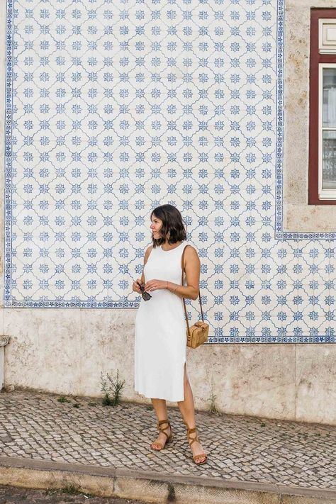 Lisbon Travel Guide - Things To Do In Lisbon #travelguide #portugal Lisbon Architecture, Bold Tile, Lisbon Travel Guide, Pink Street, Portugal Fashion, Gold Tile, Lisbon Travel, Uber Ride, Portugal Travel