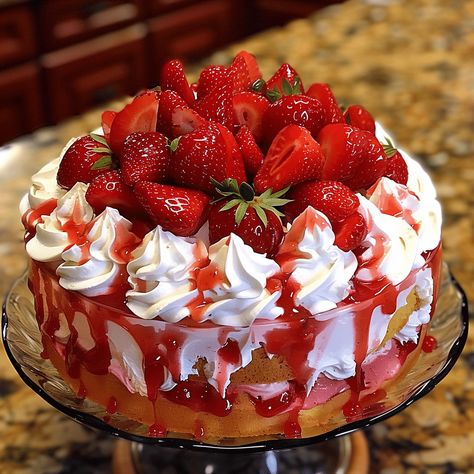 Cake Bowl Desserts, Strawberry Punch Bowl Cake Angel Food, Southern Strawberry Punch Bowl Cake, Layered Strawberry Cake, Strawberry Punch Bowl Cake, Fresh Strawberry Recipes Desserts, Punch Bowl Cake Recipe, Strawberry Punch, Punch Bowl Cake