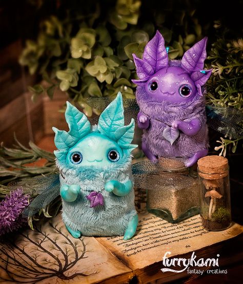 Sleepyheads by Furrykami-creatures on DeviantArt Spirit Art Dolls, Mystical Animals, Flying Toys, Fantasy Art Dolls, Cute Fantasy Creatures, Fantasy Doll, Spirited Art, Forest Creatures, Cute Clay