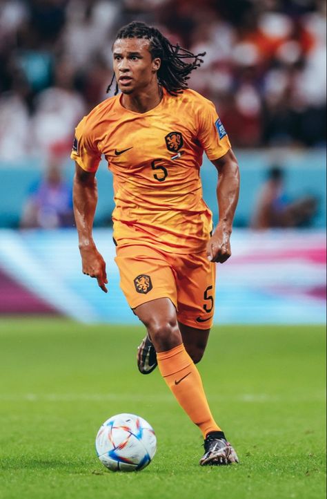 Nathan Aké ~ Holland #5 Nathan Ake, Nathan Aké, Man United, Manchester City, Soccer Players, Football Players, Real Madrid, Manchester, Holland