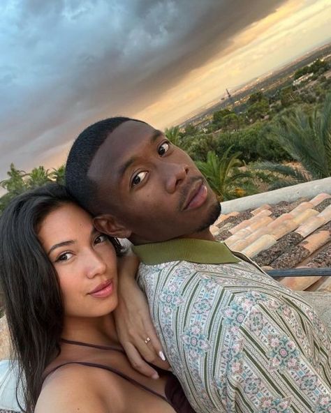 David Alaba, Black And White People, Sister Poses, Football Wags, Interacial Couples, Interracial Marriage, Summer Romance, The Love Club, Clothes And Shoes